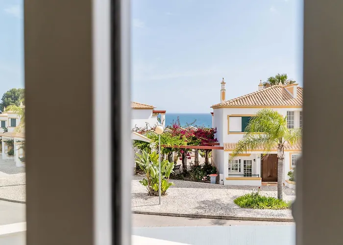 Grandma's * アルブフェイラ