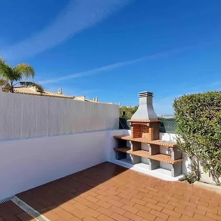 Grandma's Ferienhaus Albufeira